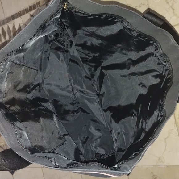 Handbag - Picture 3 of 5